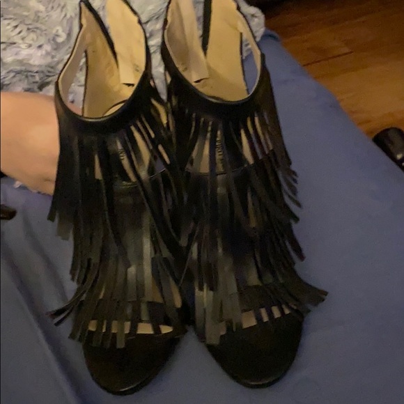Women’s heels - Picture 2 of 4